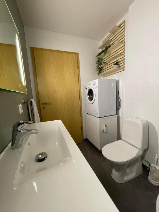 Saga Apartments アークレイリ エクステリア 写真